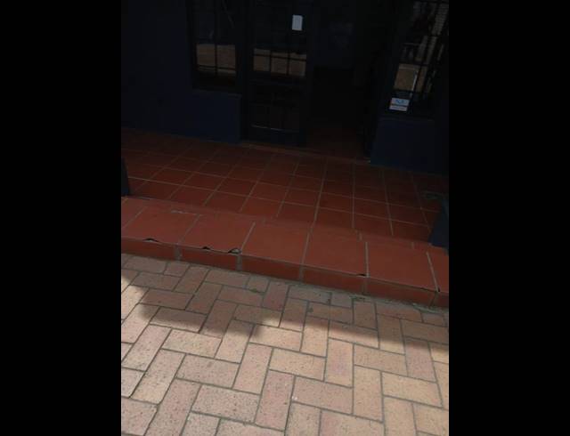 RETAIL PROPERTY TO RENT IN HOWICK CENTRAL